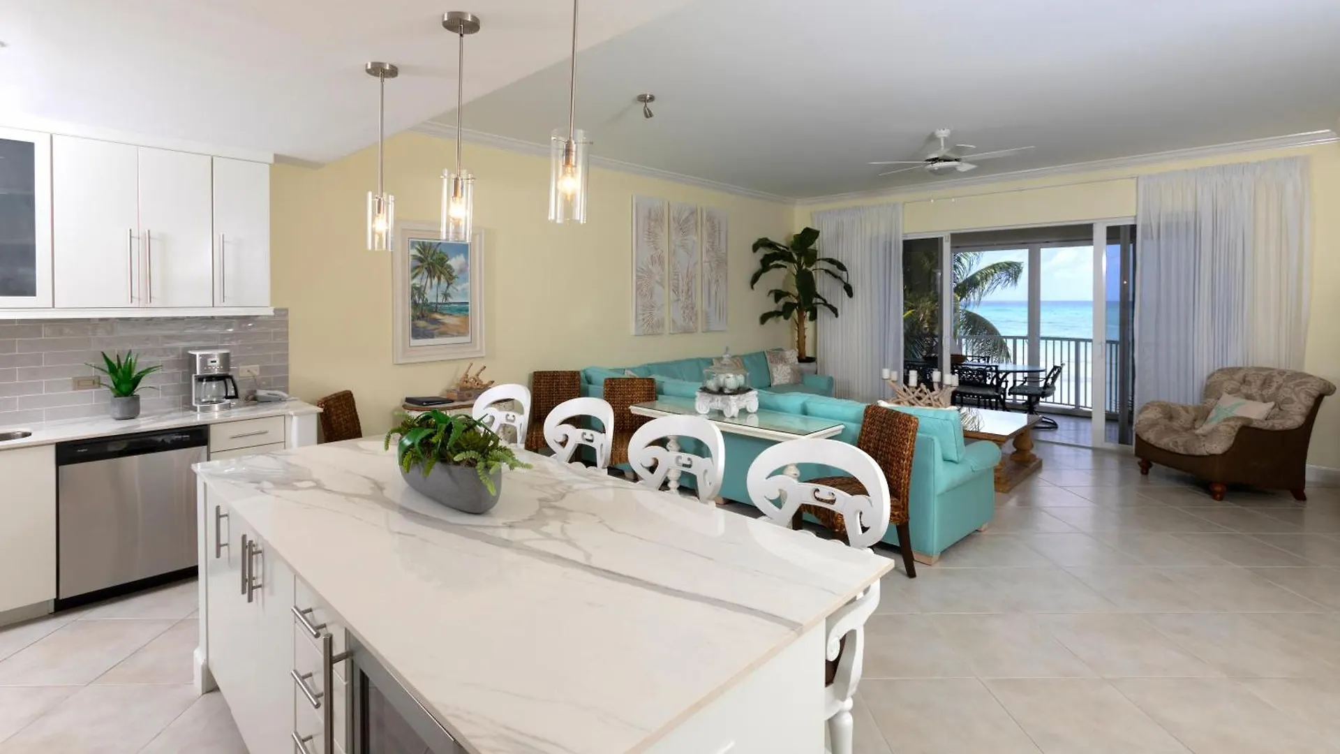 South Bay Beach Club 11 - 4 Bedroom 4 Bathroom Unit Seven Mile Beach Apartment